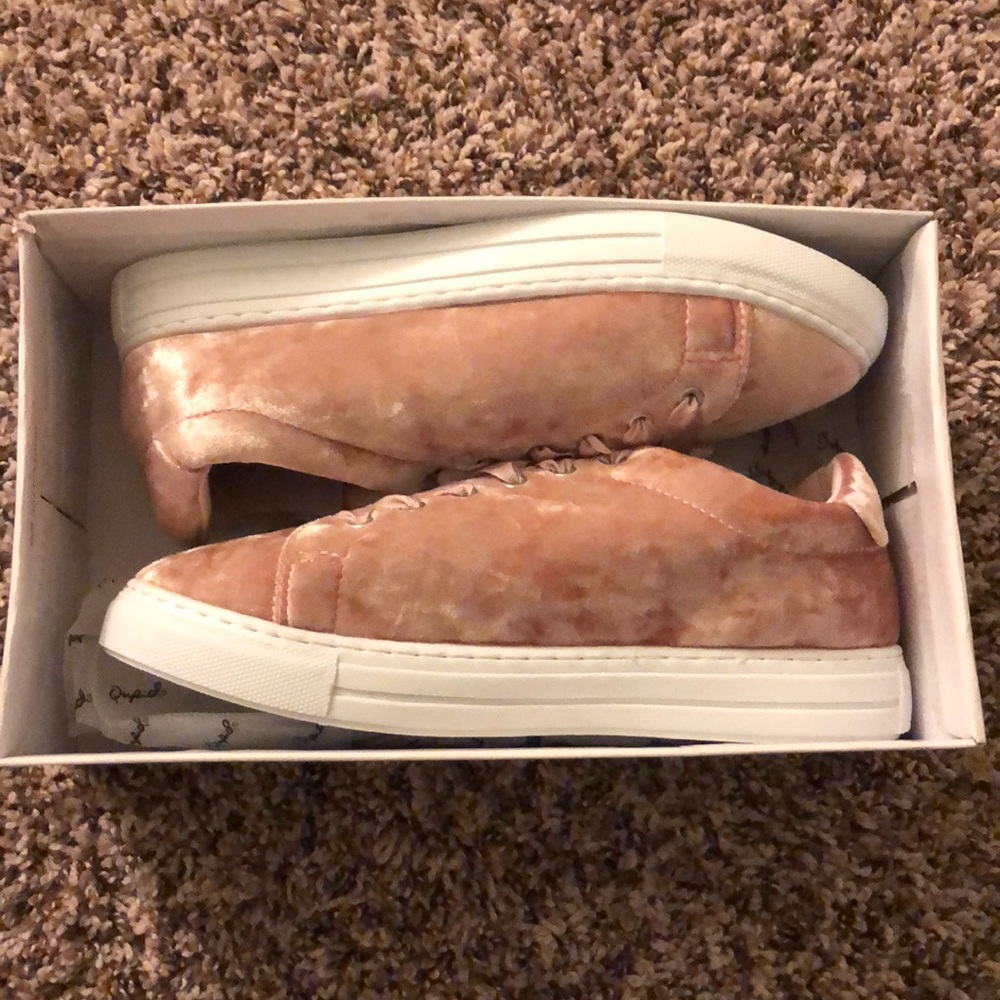 Qupid Pink Sneakers